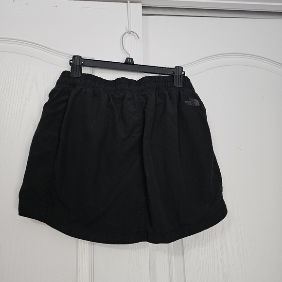 The North Face Black Running Skirt Skort Size Large Zipper Pockets Drawstring - Picture 6 of 7